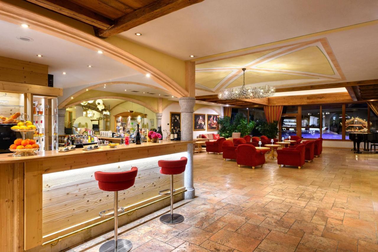 Carlo Magno Hotel Spa Resort Madonna Exterior foto